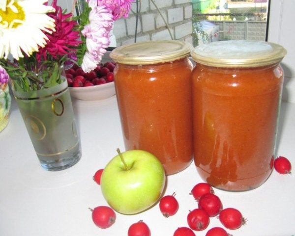  Confiture d'aubépine et pommes