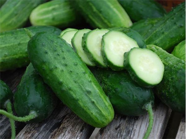  El peso medio del fruto de la variedad - de 100 a 200 gramos.